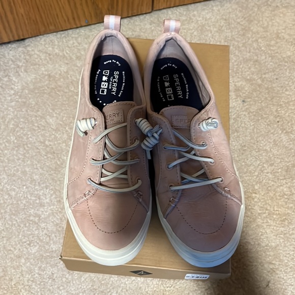 Sperry Crest Vibe - size 8.5 - Picture 2 of 7